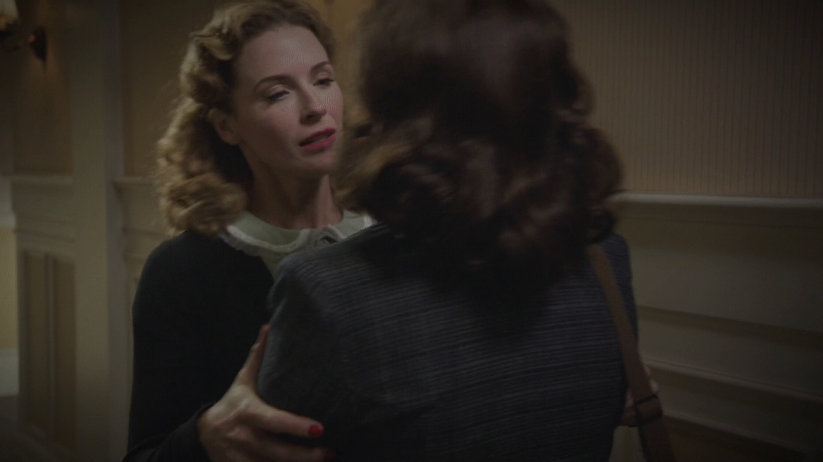Suprise sleeper kiss for Agent Carter from Dottie